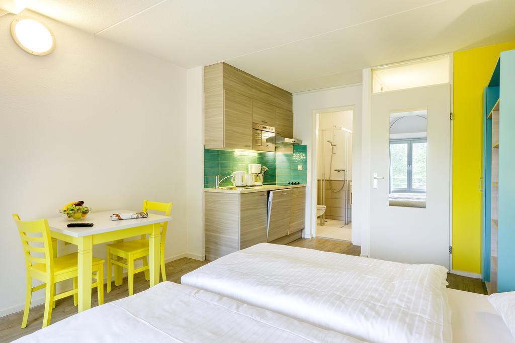 Center Parcs Nordseekueste Bremerhaven 토센스 객실 사진